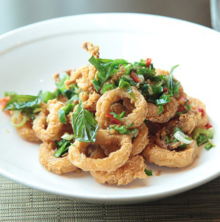perfectly cook seafood calamari
