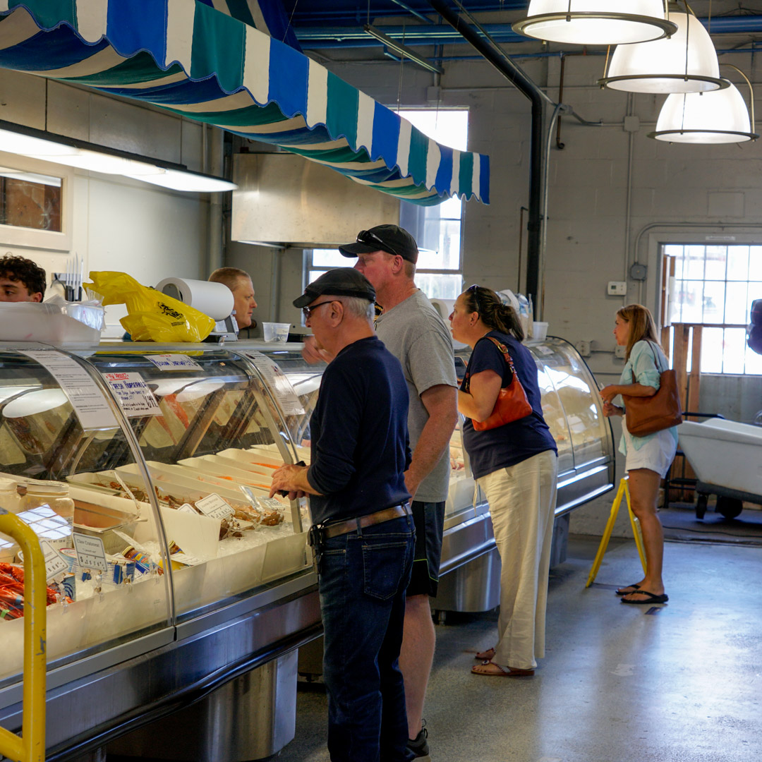 fresh seafood market in Wethersfield, CT and Avon, CT.