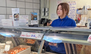 fresh shrimp and seafood in Wethersfield, CT and Rocky Hill, CT.