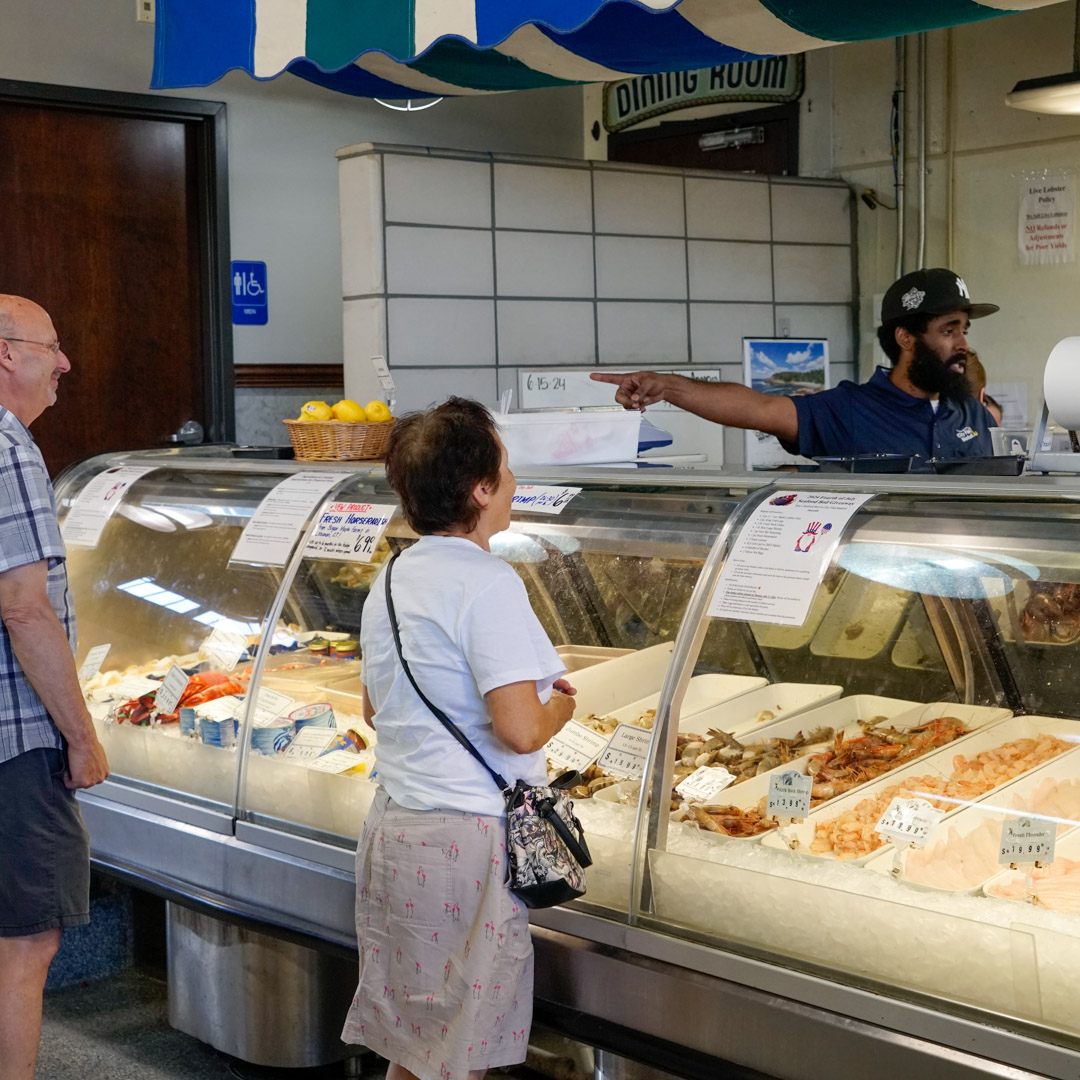 fish market in Hartford CT