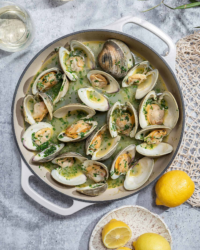City Fish Market steamers, simmered in a white wine garlic butter broth with fresh herbs — ready in 15 minutes.