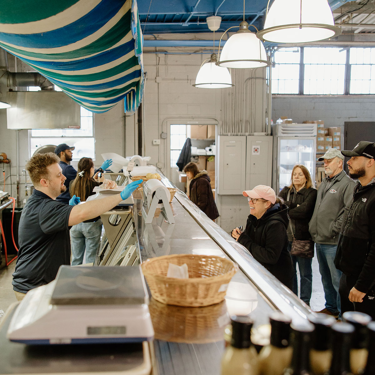 Fresh seafood retail counter in Western MA & the New Haven area